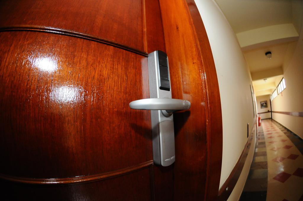 Cristal Palace Hotel Lins Ngoại thất bức ảnh